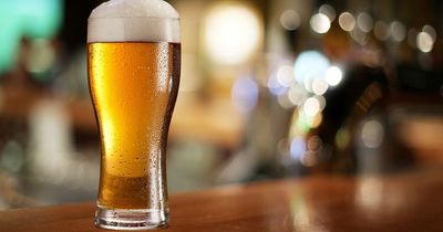 Former Falkirk bar manager keeps licence after failing to report drink driving offence
