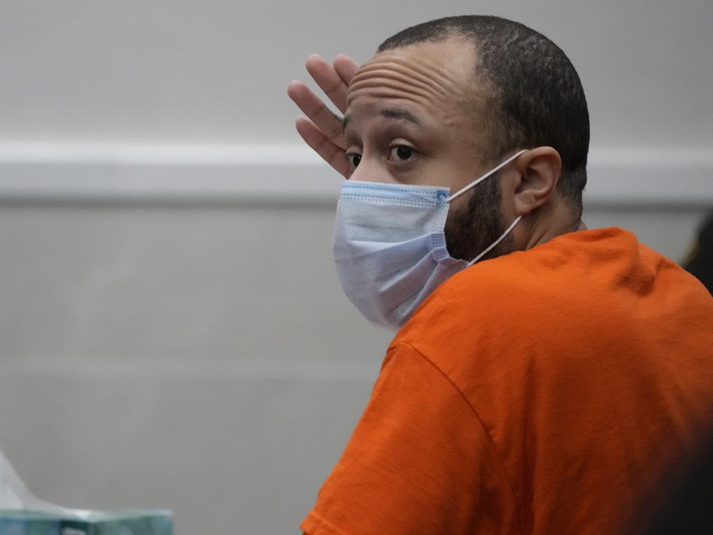 A Wisconsin man is convicted of killing 6 with an SUV…