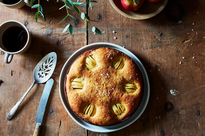 How to make apple cake, as seen on GBBO
