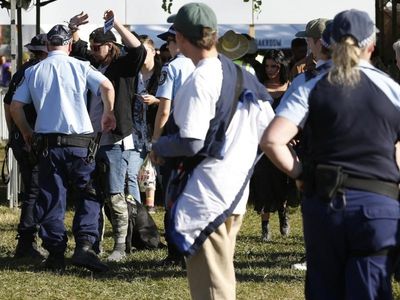 NSW govt's strip search defence criticised