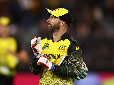 Matthew Wade tests positive for Covid on eve of Australia vs England