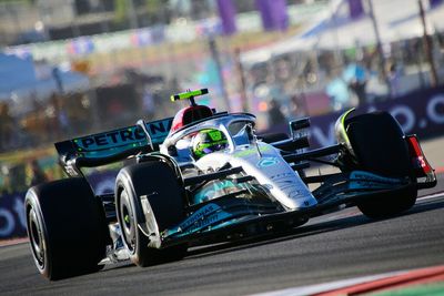 Hamilton: Finding limit of Mercedes like creeping up behind a kicking horse