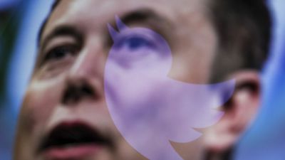 Elon Musk: Twitter won't become "a free-for-all hellscape"