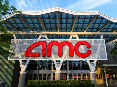 Is AMC Entertainment Gathering Strength To Swing Higher? Here's What To Watch