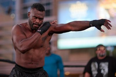 VIDEO: Ex-UFC standout Uriah Hall’s open workout ahead of pro boxing debut