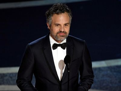 Mark Ruffalo invokes his own brain tumour to back John Fetterman: ‘This is a minor thing that passes’