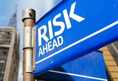 2 Stocks That Are Too Risky to Buy in the Current Market