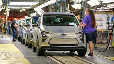 GM Pushes Back North America Production Plan Of 400,000 EVs To 2024