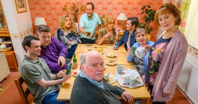 Two Doors Down fans buzzing as date confirmed for new series on BBC Scotland