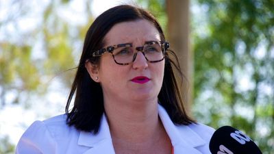 NSW Education Minister told 'do not return to Broken Hill' until teacher shortage is fixed