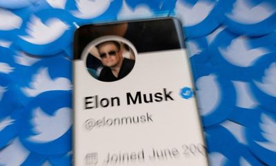 Elon Musk completes Twitter takeover and ‘fires top executives’