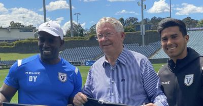 Sir Alex Ferguson returns to training pitch as he joins Dwight Yorke in Australia