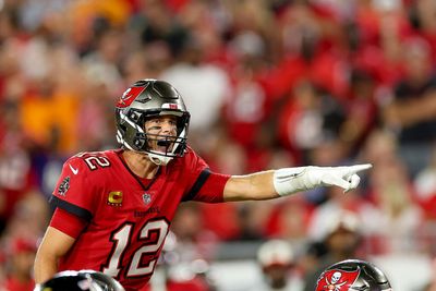 Buccaneers lose in prime time, lending the Saints a hand in NFC South race