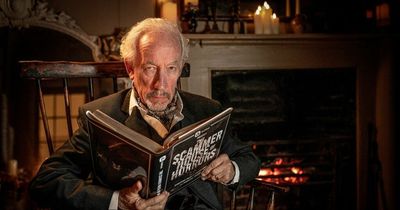 Actor Simon Callow sits down for spooky story time - to warn Brits about types of fraud