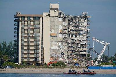 Miami building evacuated near site of deadly condo collapse