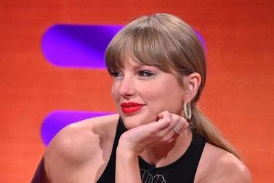 Taylor Swift recalls her disastrous audition for Les Misérables opposite Eddie Redmayne