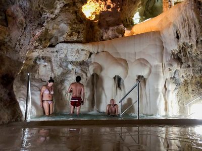 Donors rush in to revive Hungarian cave bath crippled by energy bills