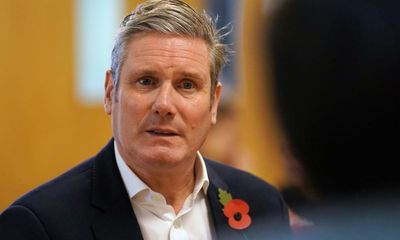 Tories have ‘crashed the economy’ says Starmer amid calls for election