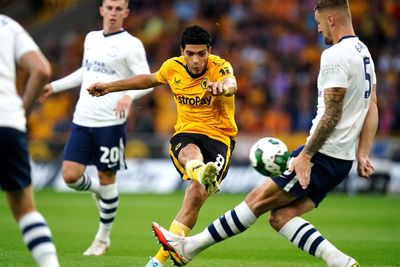 Wolves hoping for World Cup boost for Raul Jimenez