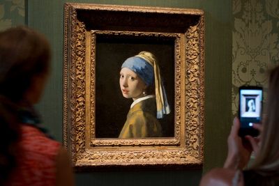 Vermeer's 'Girl with a Pearl Earring' back on display