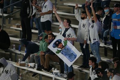 33 photos of the savage signs MLB fans have brought to taunt the Astros