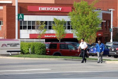 Officers cleared in shooting of man in Ohio emergency room