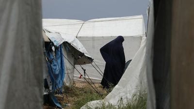 Australian families arrive back in Sydney from Syrian detention camp