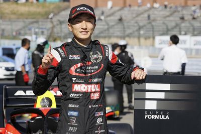 Suzuka Super Formula: Nojiri puts one hand on title with pole