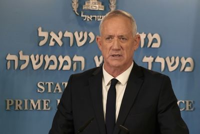 Benny Gantz: ex-general eyes PM job again