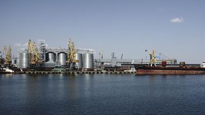 Russia suspends participation in Ukraine grain export deal