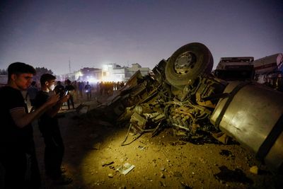 Ten killed, more than 20 wounded in explosion in Baghdad
