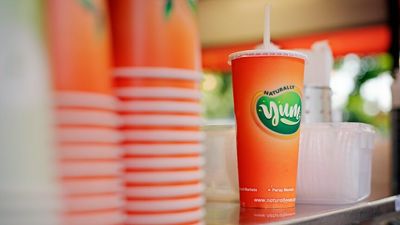 Single-use plastics still being distributed at markets years after Darwin city council ban