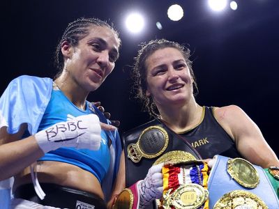 Katie Taylor defends undisputed lightweight titles with victory at Wembley Arena