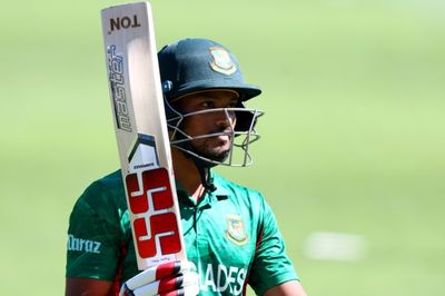 Shanto cracks maiden T20 50 as Bangladesh make 150-7 against Zimbabwe