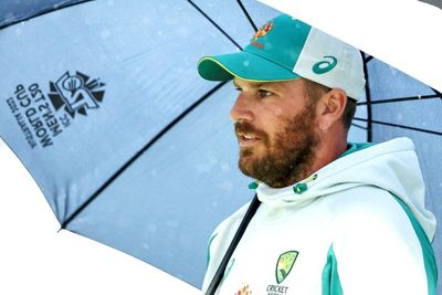 Weather may force Australia's Finch to alter 'bowl first' tactics