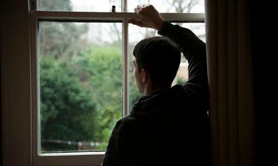 ‘This cannot go on’: rise in under-18s on adult psychiatric wards in UK