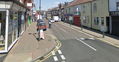 Nottinghamshire Police hunt for 3 teenagers after 'nasty attack' in Chinese restaurant doorway