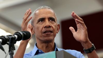 Barack Obama says Republican Party is 'obsessed' with Donald Trump as he campaigns ahead of US midterm elections