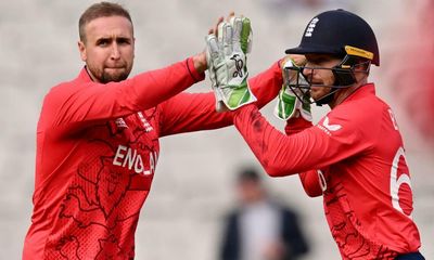 England should embrace batting first before facing ‘ridiculous’ New Zealand