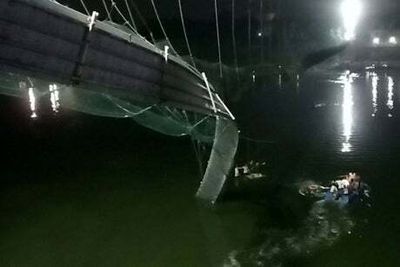 At least ‘81 people dead’ after bridge collapses in India