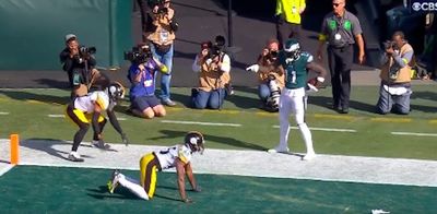 A.J. Brown got an awesome taunting penalty after his third TD catch and it was totally worth it