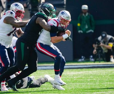 Roughing the passer penalties reverse interceptions for Mac Jones, Justin Fields