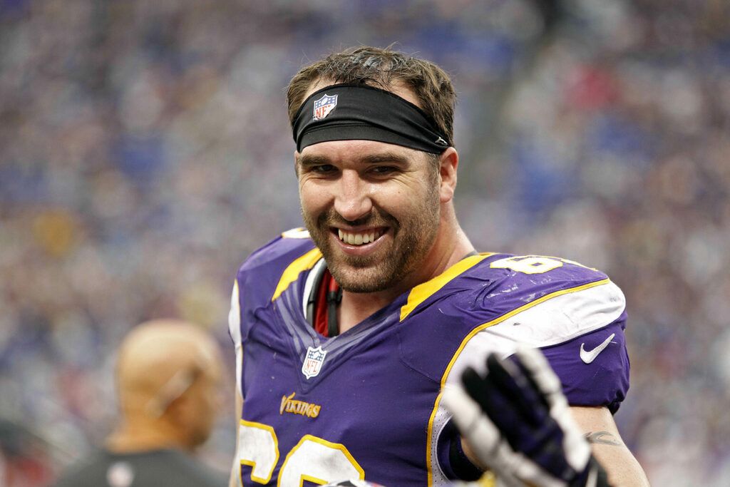 Former Vikings DE Jared Allen 'legendary' for horseback Ring of Honor  ceremony entrance