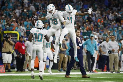 Fans react on Twitter during Dolphins vs. Lions