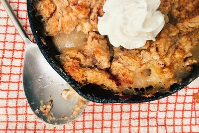 An easy — and boozy — cobbler for fall