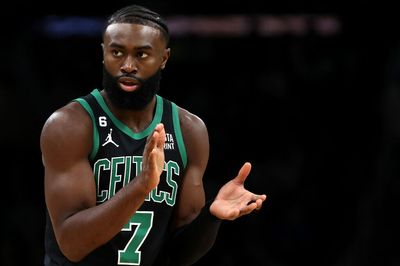 Jaylen Brown has a double-double to lead Celtics past Wizards