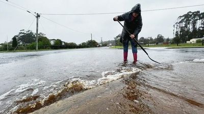 Australian rainfall records tumble as NSW and Murray-Darling Basin record wettest October on record