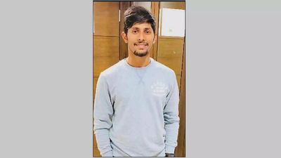 Vidarbha bowlers, Sanjay drive smooth on difficult track to reach quarters