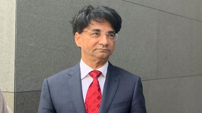 Lloyd Rayney wins $350,000 defamation payout for investigator's comments over wife's death