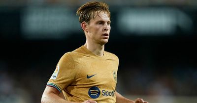 Frenkie de Jong 'decides' on January transfer and more Manchester United transfer rumours